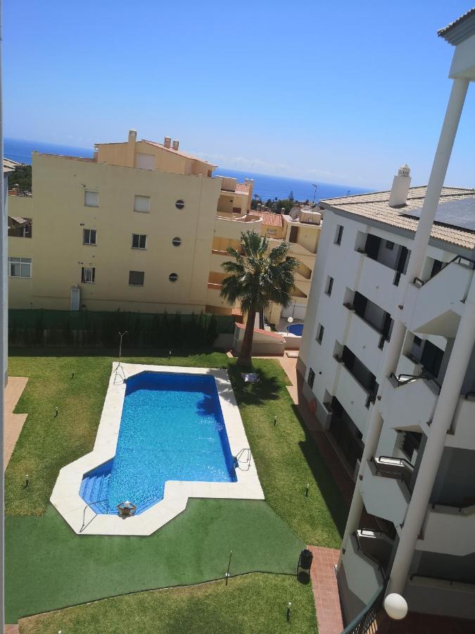 Apartamento Las Brisas Фуeнхирола Екстериор снимка