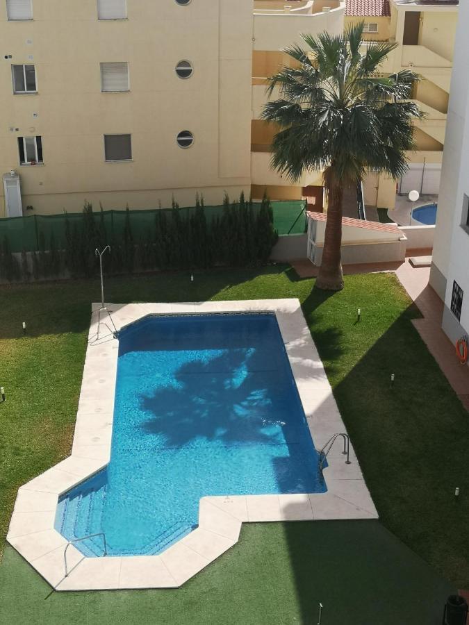 Apartamento Las Brisas Фуeнхирола Екстериор снимка
