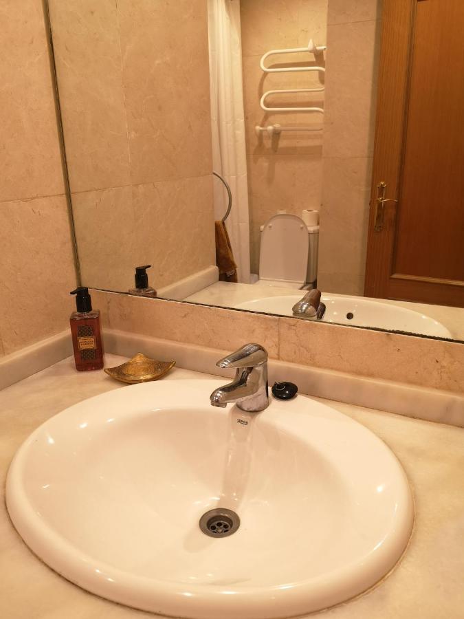Apartamento Las Brisas Фуeнхирола Екстериор снимка